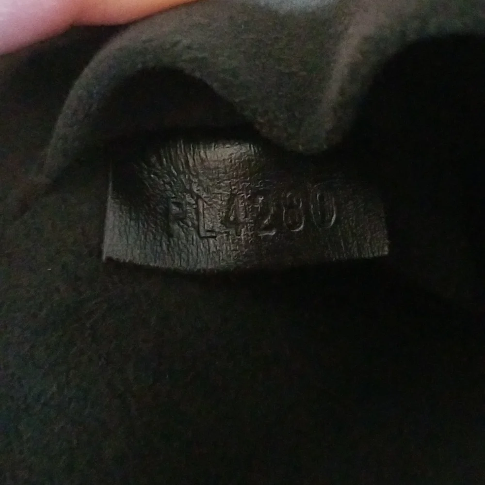 SOLD Louis Vuitton Black Game On Vanity Bag - Picture 11 of 12